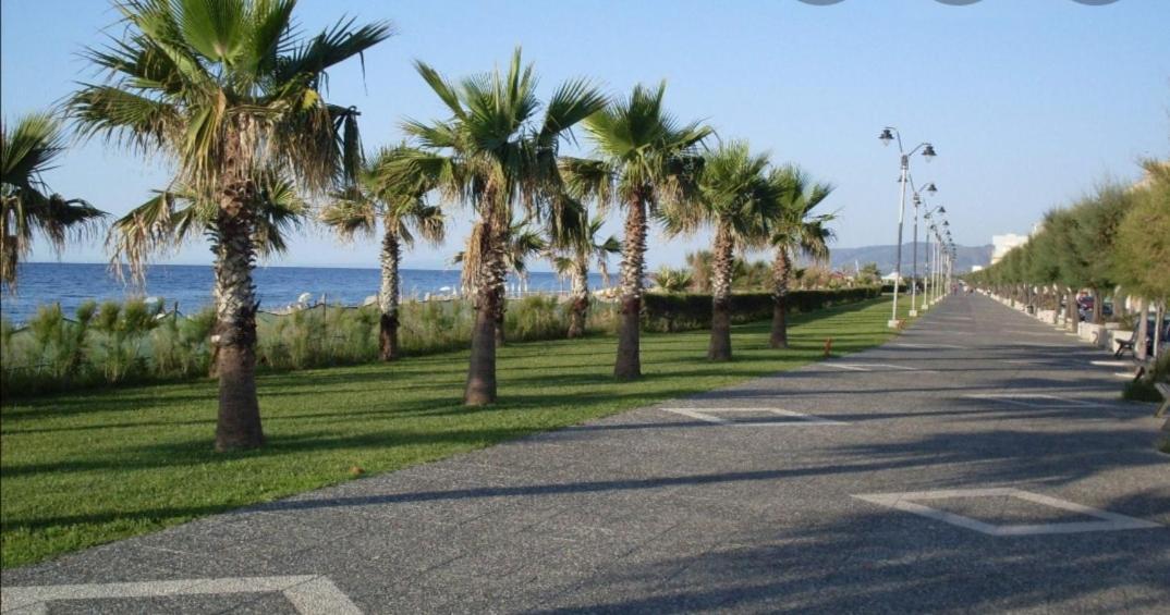 La Casetta Sul Mare Венетико Экстерьер фото