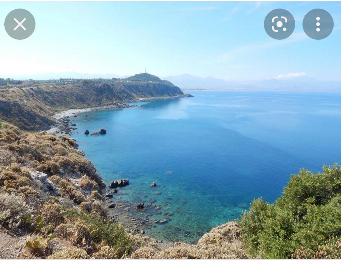 La Casetta Sul Mare Венетико Экстерьер фото